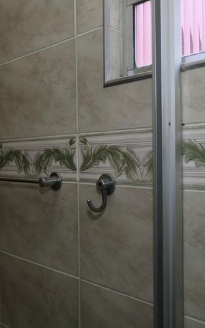Casa para alugar com 355m², 6 quartos e 3 vagasBanheiro 2
