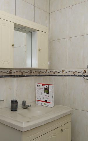 Casa para alugar com 355m², 6 quartos e 3 vagasBanheiro 1
