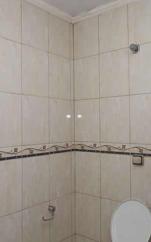 Casa para alugar com 355m², 6 quartos e 3 vagasBanheiro 1