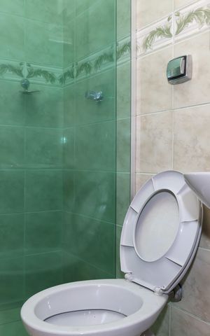 Casa para alugar com 355m², 6 quartos e 3 vagasBanheiro 2