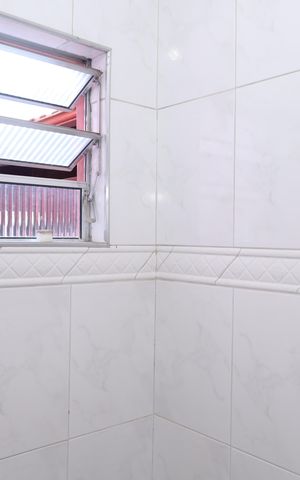 Casa para alugar com 355m², 6 quartos e 3 vagasBanheiro 5