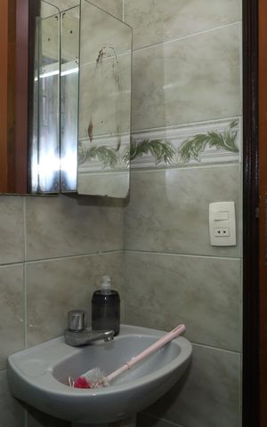 Casa para alugar com 355m², 6 quartos e 3 vagasBanheiro 2