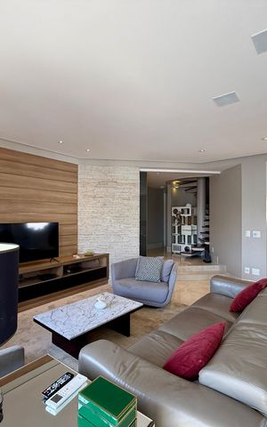 Apartamento para alugar com 784m², 5 quartos e 6 vagas Apartamento para alugar com 784m², 5 quartos e 6 vagasSala
