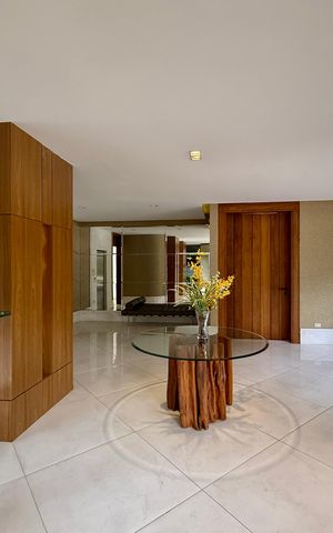 Apartamento para alugar com 784m², 5 quartos e 6 vagas Apartamento para alugar com 784m², 5 quartos e 6 vagasHall Social Bloco
