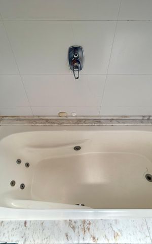 Apartamento para alugar com 784m², 5 quartos e 6 vagas Apartamento para alugar com 784m², 5 quartos e 6 vagasBanheiro Suíte 2