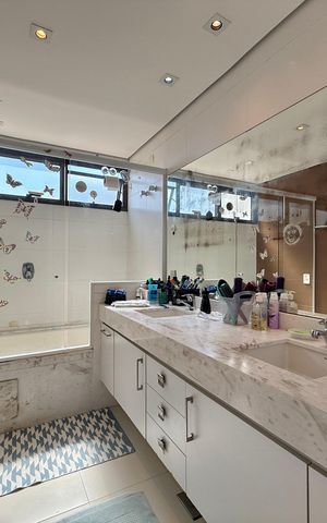 Apartamento para alugar com 784m², 5 quartos e 6 vagas Apartamento para alugar com 784m², 5 quartos e 6 vagasBanheiro Suíte 2