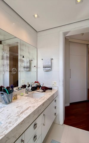 Apartamento para alugar com 784m², 5 quartos e 6 vagas Apartamento para alugar com 784m², 5 quartos e 6 vagasBanheiro Suíte 2