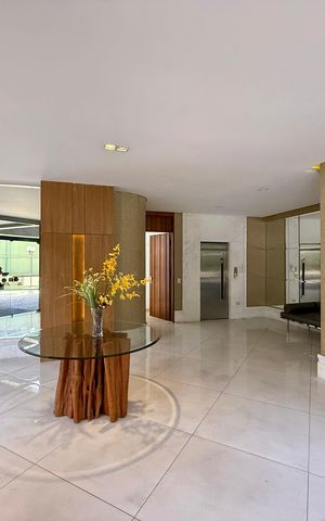 Apartamento para alugar com 784m², 5 quartos e 6 vagas Apartamento para alugar com 784m², 5 quartos e 6 vagasHall Social Bloco