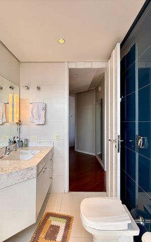 Apartamento para alugar com 784m², 5 quartos e 6 vagas Apartamento para alugar com 784m², 5 quartos e 6 vagasBanheiro Social