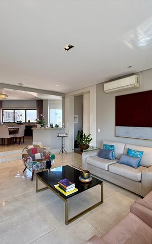 Apartamento para alugar com 784m², 5 quartos e 6 vagas Apartamento para alugar com 784m², 5 quartos e 6 vagasSala