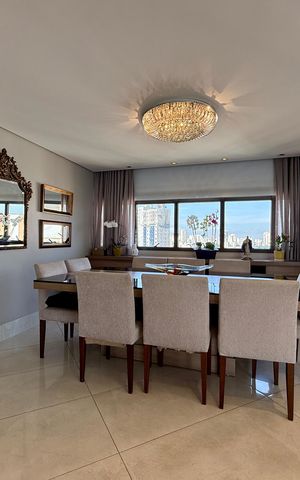 Apartamento para alugar com 784m², 5 quartos e 6 vagas Apartamento para alugar com 784m², 5 quartos e 6 vagasSala