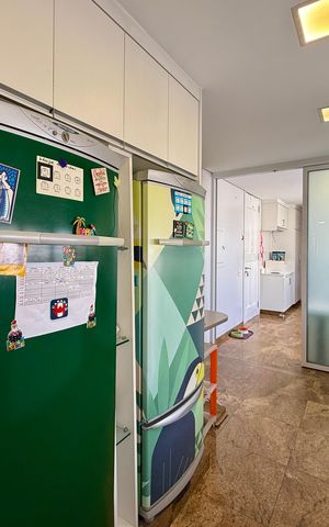Apartamento para alugar com 784m², 5 quartos e 6 vagas Apartamento para alugar com 784m², 5 quartos e 6 vagasCozinha