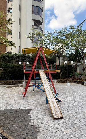 Apartamento para alugar com 784m², 5 quartos e 6 vagas Apartamento para alugar com 784m², 5 quartos e 6 vagasPlayground