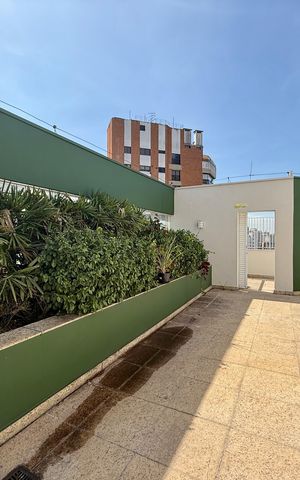 Apartamento para alugar com 784m², 5 quartos e 6 vagas Apartamento para alugar com 784m², 5 quartos e 6 vagasVaranda Cobertura