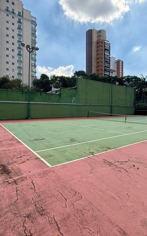 Apartamento para alugar com 784m², 5 quartos e 6 vagas Apartamento para alugar com 784m², 5 quartos e 6 vagasQuadra
