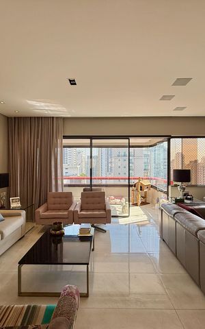 Apartamento para alugar com 784m², 5 quartos e 6 vagas Apartamento para alugar com 784m², 5 quartos e 6 vagasSala