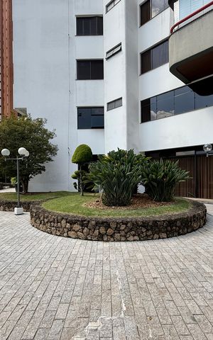 Apartamento para alugar com 784m², 5 quartos e 6 vagas Apartamento para alugar com 784m², 5 quartos e 6 vagasÁrea Comum