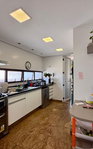 Apartamento para alugar com 784m², 5 quartos e 6 vagas Apartamento para alugar com 784m², 5 quartos e 6 vagasCozinha