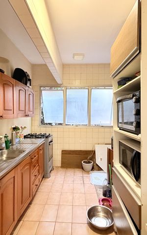 Apartamento à venda com 80m², 3 quartos e 1 vagaCozinha