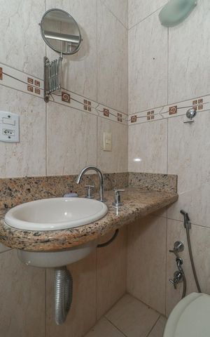 Apartamento à venda com 67m², 2 quartos e sem vagaBanheiro