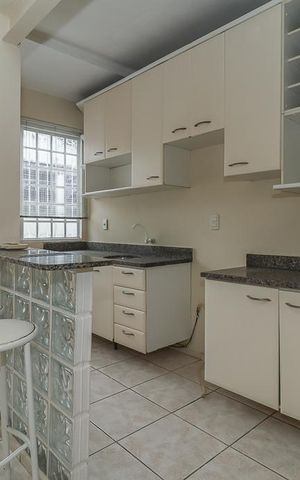 Apartamento à venda com 67m², 2 quartos e sem vagaCozinha
