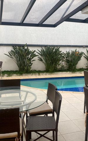 Casa de condomínio à venda com 350m², 1 quarto e 6 vagas Casa de condomínio à venda com 350m², 1 quarto e 6 vagasÁrea gourmet