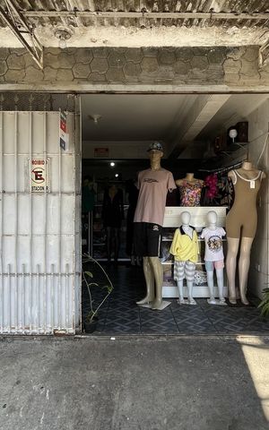 Casa para alugar com 150m², 4 quartos e 2 vagas Casa para alugar com 150m², 4 quartos e 2 vagasFachada+Placa