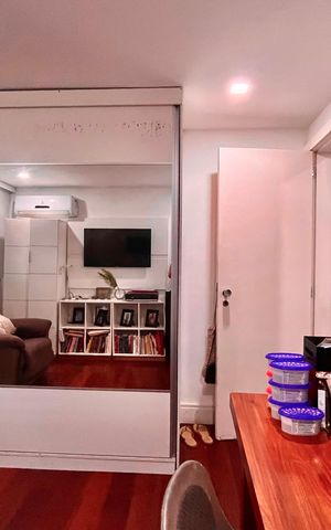Apartamento à venda com 175m², 4 quartos e 2 vagas Apartamento à venda com 175m², 4 quartos e 2 vagasQuarto 1