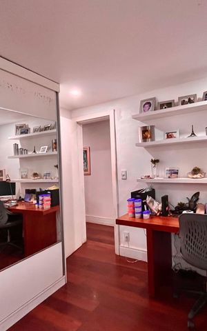 Apartamento à venda com 175m², 4 quartos e 2 vagas Apartamento à venda com 175m², 4 quartos e 2 vagasQuarto 1