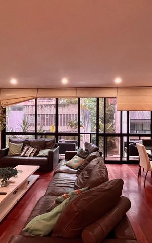 Apartamento à venda com 175m², 4 quartos e 2 vagas Apartamento à venda com 175m², 4 quartos e 2 vagasSala
