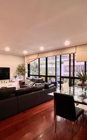 Apartamento à venda com 175m², 4 quartos e 2 vagas Apartamento à venda com 175m², 4 quartos e 2 vagasSala