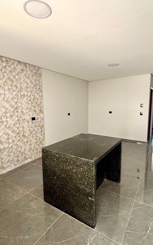 Casa à venda com 150m², 3 quartos e 2 vagas Casa à venda com 150m², 3 quartos e 2 vagasCozinha