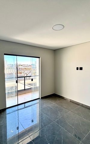 Casa à venda com 150m², 3 quartos e 2 vagas Casa à venda com 150m², 3 quartos e 2 vagasSala