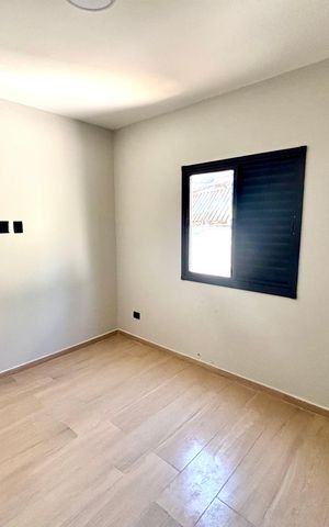 Casa à venda com 150m², 3 quartos e 2 vagas Casa à venda com 150m², 3 quartos e 2 vagasQuarto 3