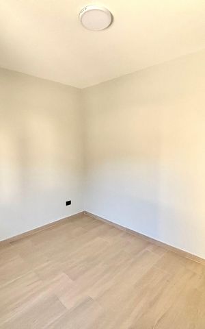 Casa à venda com 150m², 3 quartos e 2 vagas Casa à venda com 150m², 3 quartos e 2 vagasQuarto 3
