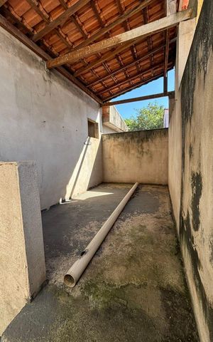 Casa à venda com 111m², 3 quartos e 2 vagas