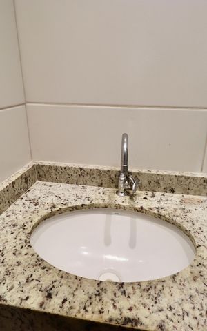Apartamento para alugar com 120m², 2 quartos e 2 vagasBanheiro