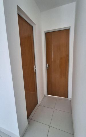 Casa para alugar com 42m², 1 quarto e sem vaga Casa para alugar com 42m², 1 quarto e sem vagaEntrada