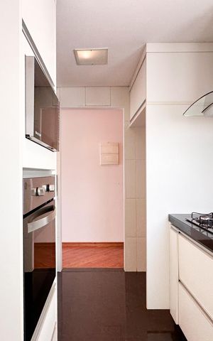 Apartamento à venda com 82m², 2 quartos e 2 vagas Apartamento à venda com 82m², 2 quartos e 2 vagasCozinha