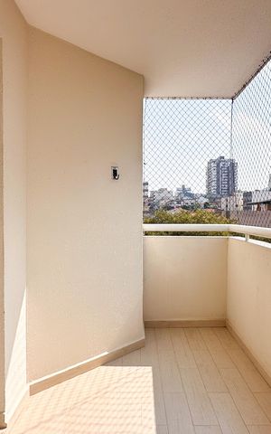 Apartamento à venda com 82m², 2 quartos e 2 vagas Apartamento à venda com 82m², 2 quartos e 2 vagasSacada