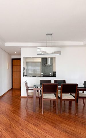 Apartamento à venda com 82m², 2 quartos e 2 vagas Apartamento à venda com 82m², 2 quartos e 2 vagasSala
