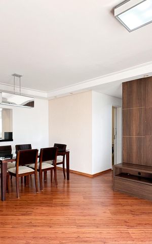 Apartamento à venda com 82m², 2 quartos e 2 vagas Apartamento à venda com 82m², 2 quartos e 2 vagasSala
