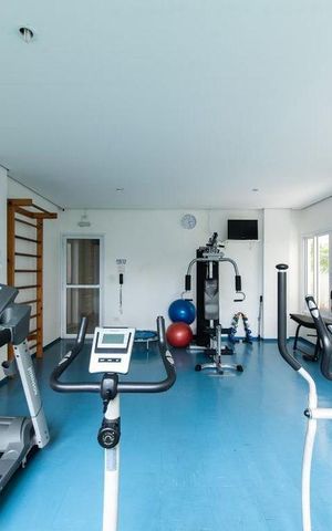 Apartamento à venda com 82m², 2 quartos e 2 vagas Apartamento à venda com 82m², 2 quartos e 2 vagasÁrea comum - Academia