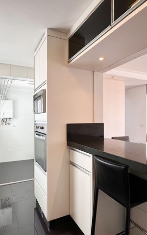 Apartamento à venda com 82m², 2 quartos e 2 vagas Apartamento à venda com 82m², 2 quartos e 2 vagasCozinha