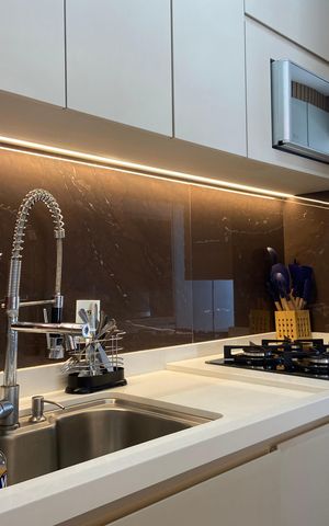 Apartamento à venda com 83m², 3 quartos e 2 vagas Apartamento à venda com 83m², 3 quartos e 2 vagasCozinha