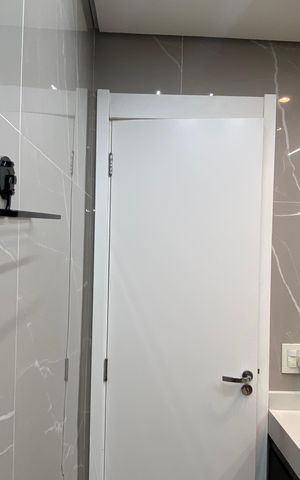 Apartamento à venda com 83m², 3 quartos e 2 vagas Apartamento à venda com 83m², 3 quartos e 2 vagasBanheiro 2