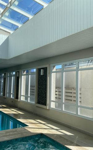 Apartamento à venda com 83m², 3 quartos e 2 vagas Apartamento à venda com 83m², 3 quartos e 2 vagasÁrea comum - Piscina