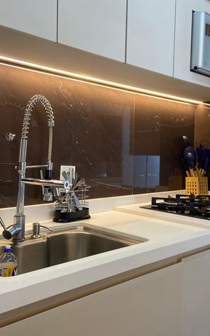 Apartamento à venda com 83m², 3 quartos e 2 vagas Apartamento à venda com 83m², 3 quartos e 2 vagasCozinha