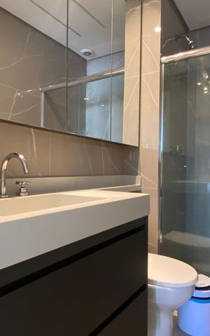 Apartamento à venda com 83m², 3 quartos e 2 vagas Apartamento à venda com 83m², 3 quartos e 2 vagasBanheiro 2