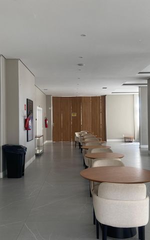 Apartamento à venda com 83m², 3 quartos e 2 vagas Apartamento à venda com 83m², 3 quartos e 2 vagasÁrea comum - Salão de festas
